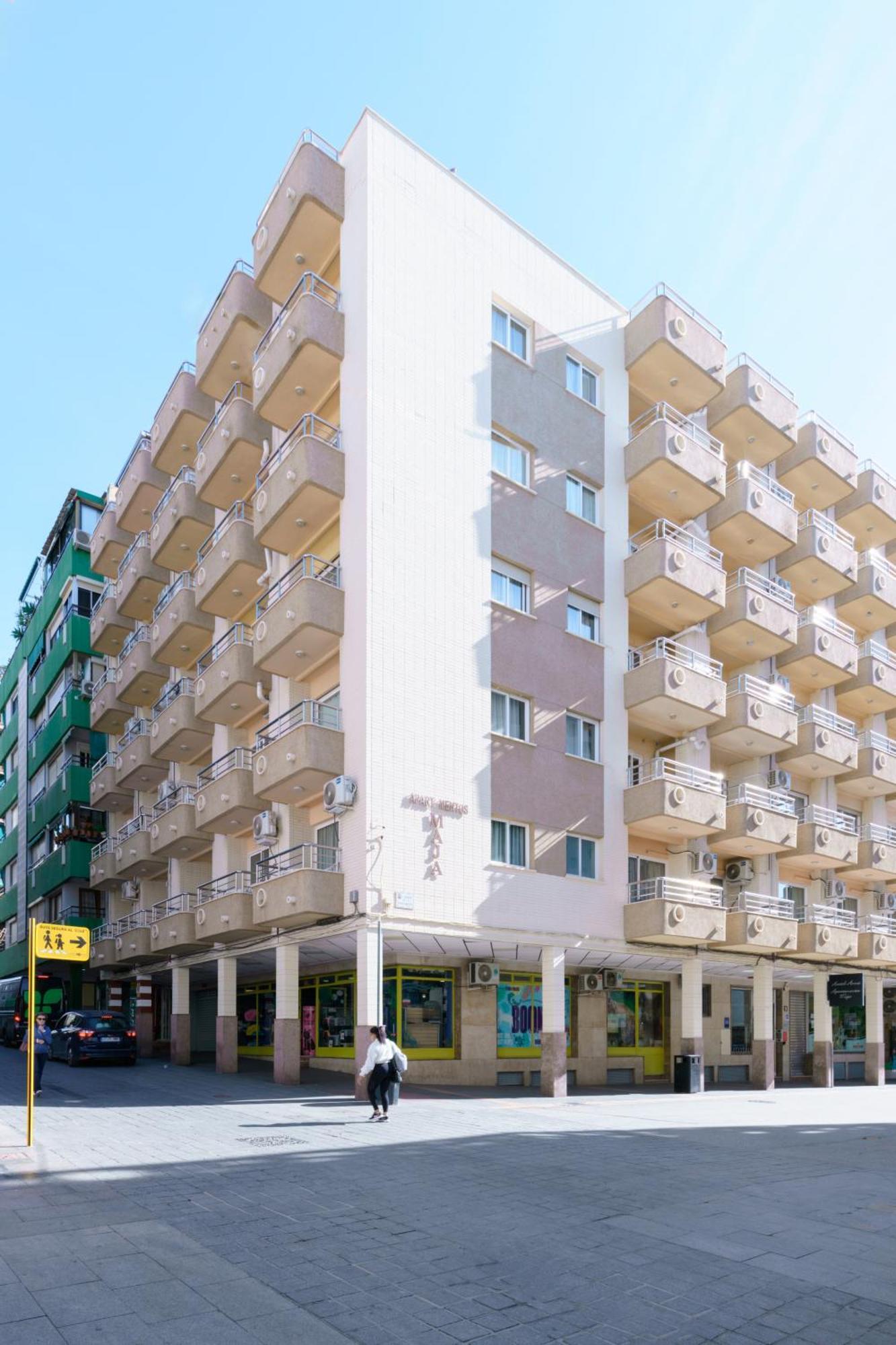 Apartamentos Maja Benidorm Kültér fotó